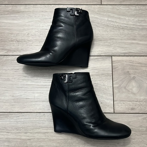 Tory Burch wedge boots - Picture 9 of 9